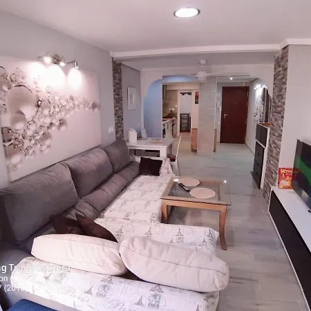 Homestay En Un Piso Compartido Gran Via Hospital General