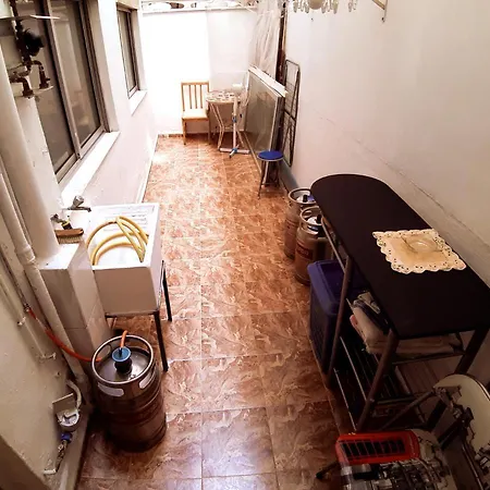 Homestay En Un Piso Compartido Gran Via Hospital General